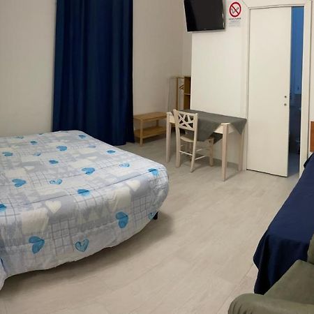 B&B Del Corso - Affittacamere Giulianova Kültér fotó