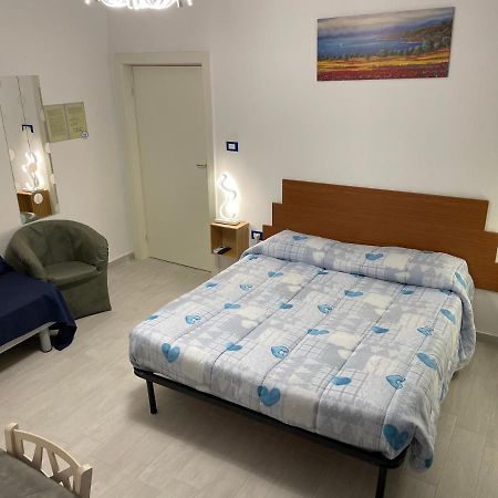 B&B Del Corso - Affittacamere Giulianova Kültér fotó