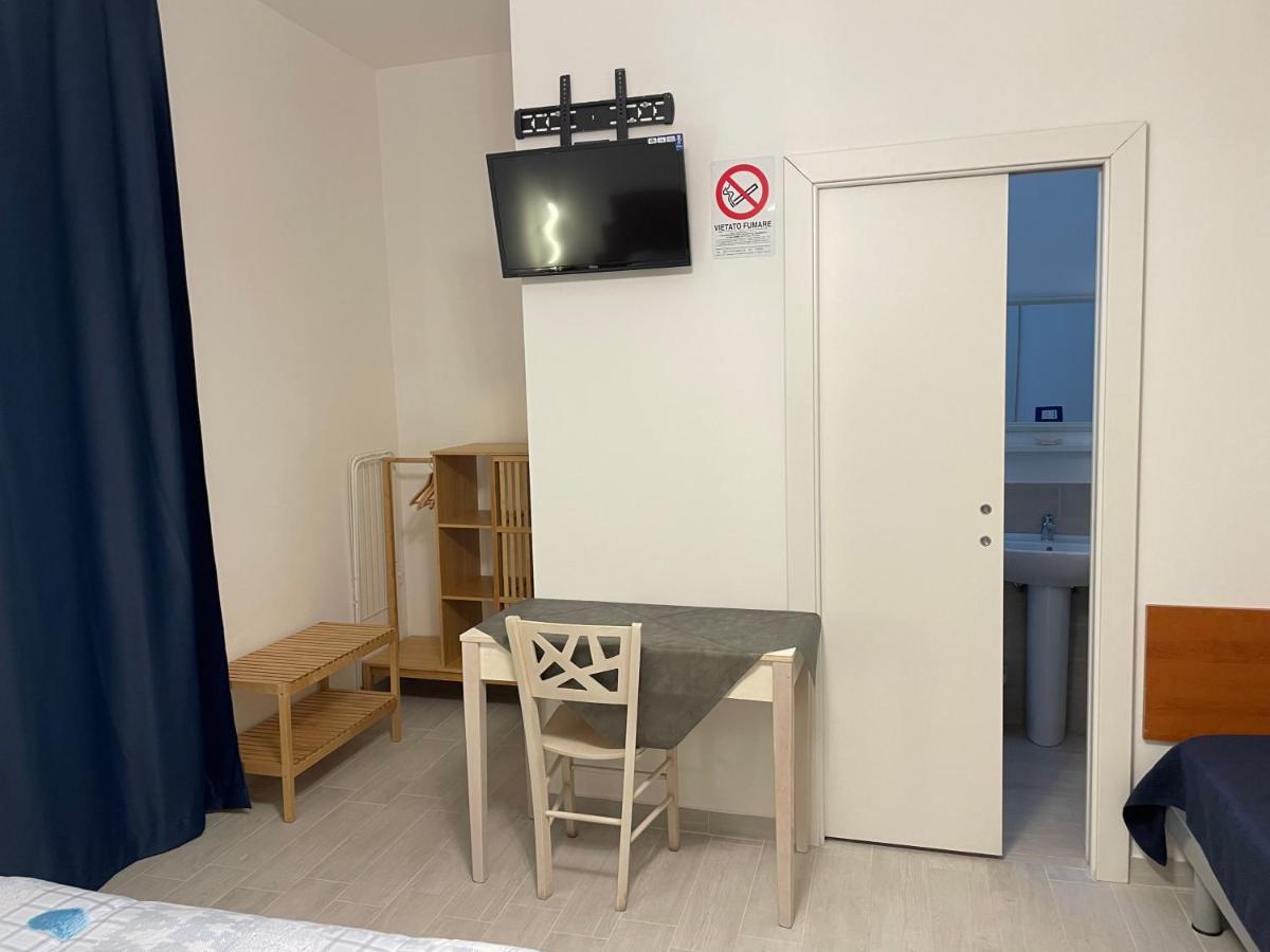 B&B Del Corso - Affittacamere Giulianova Kültér fotó